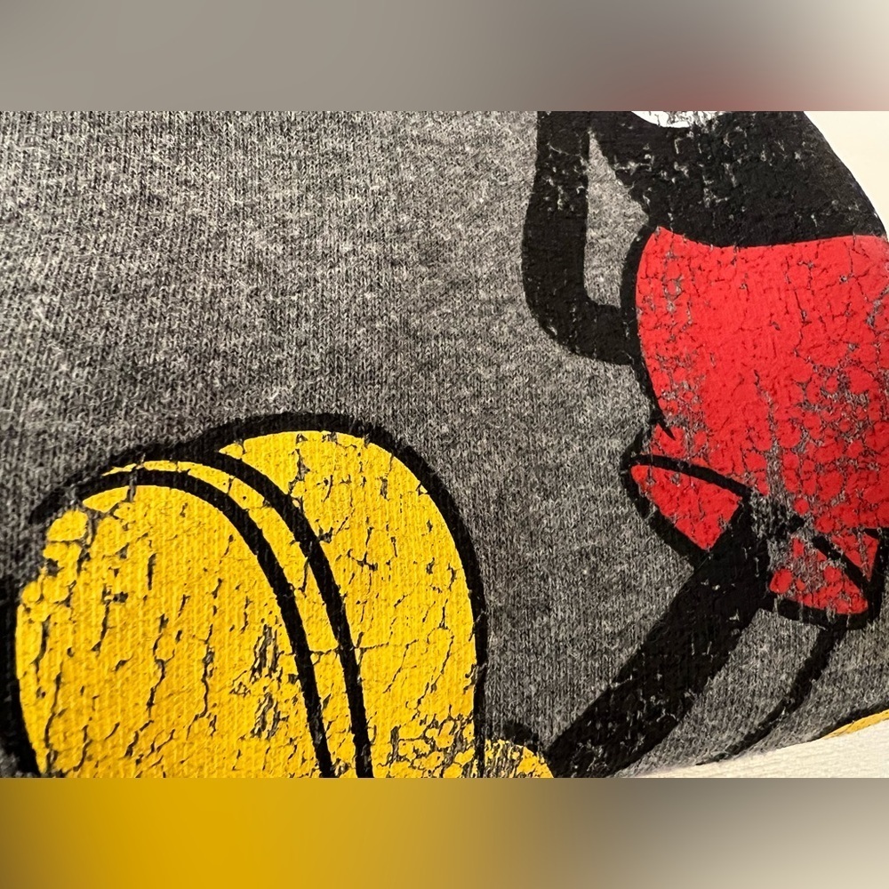 Disney Long Sleeve Medium Tee - Picture 6 of 6